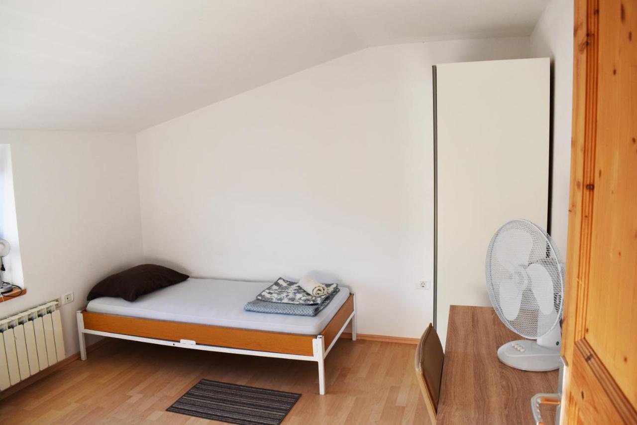 Rooms Busija Izola Buitenkant foto