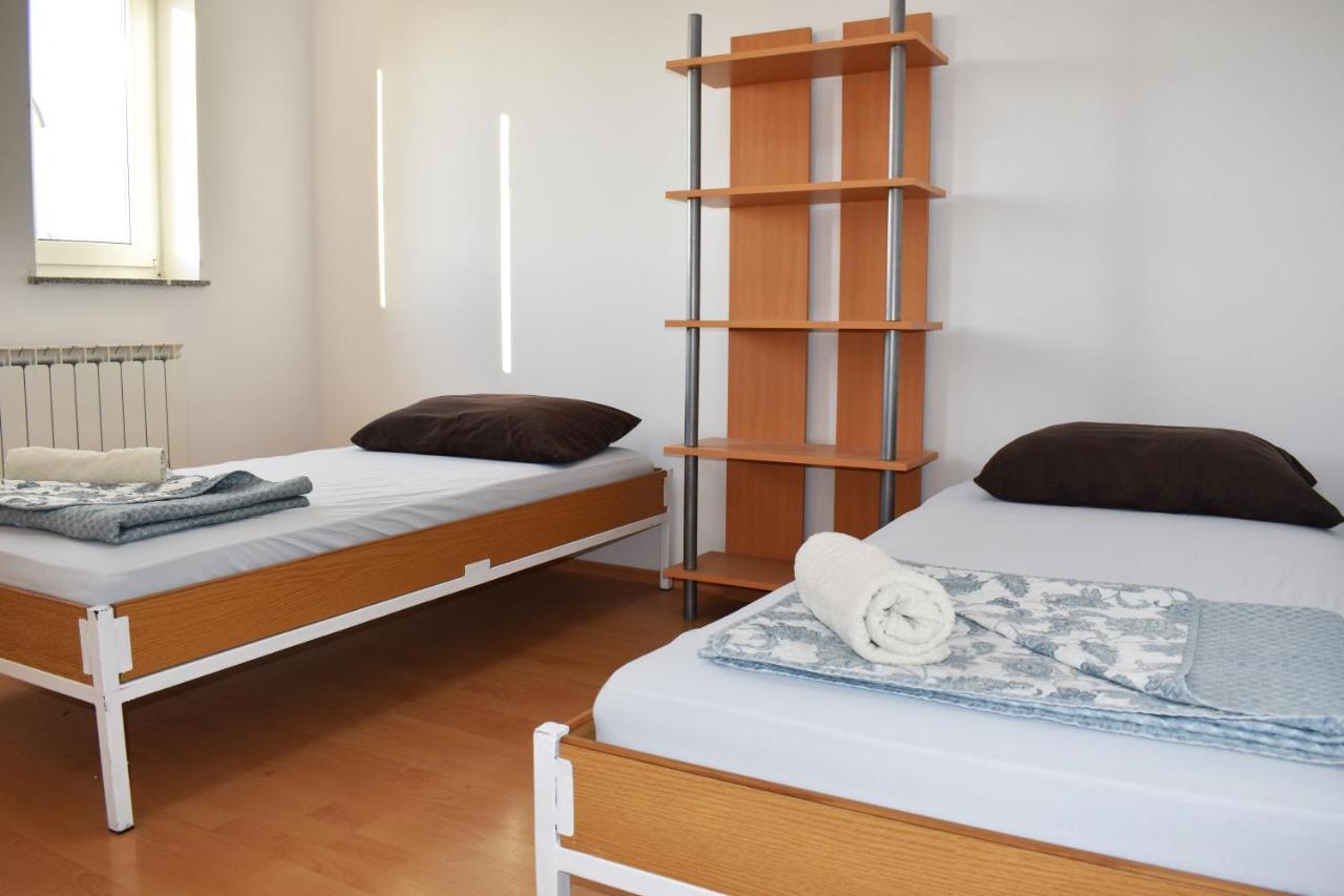 Rooms Busija Izola Buitenkant foto