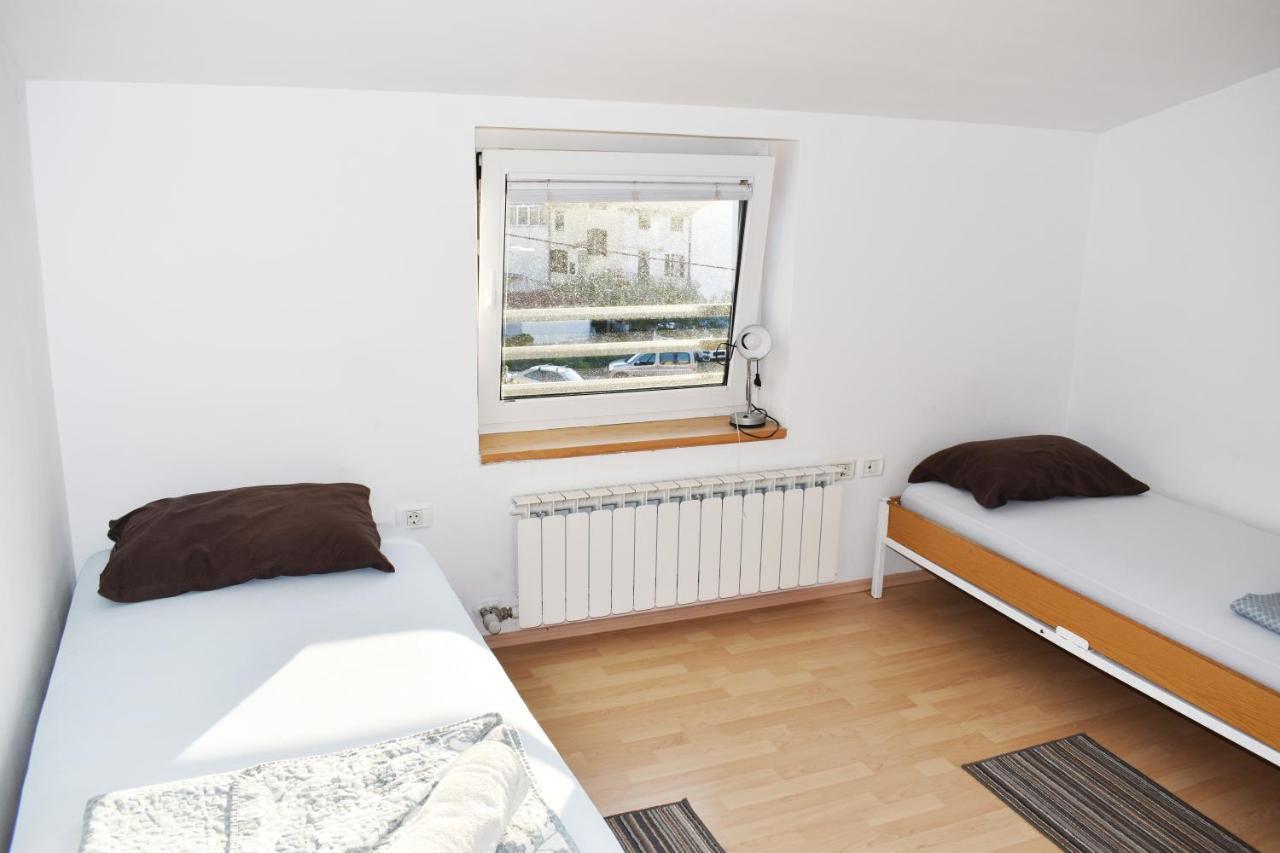 Rooms Busija Izola Buitenkant foto
