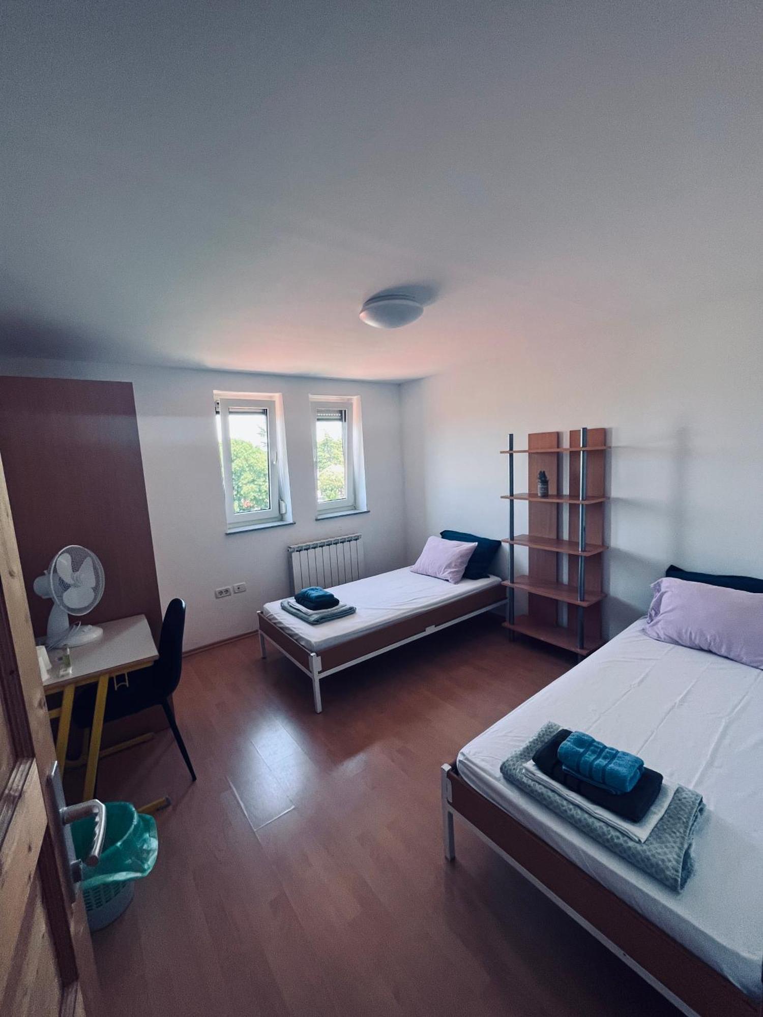 Rooms Busija Izola Buitenkant foto